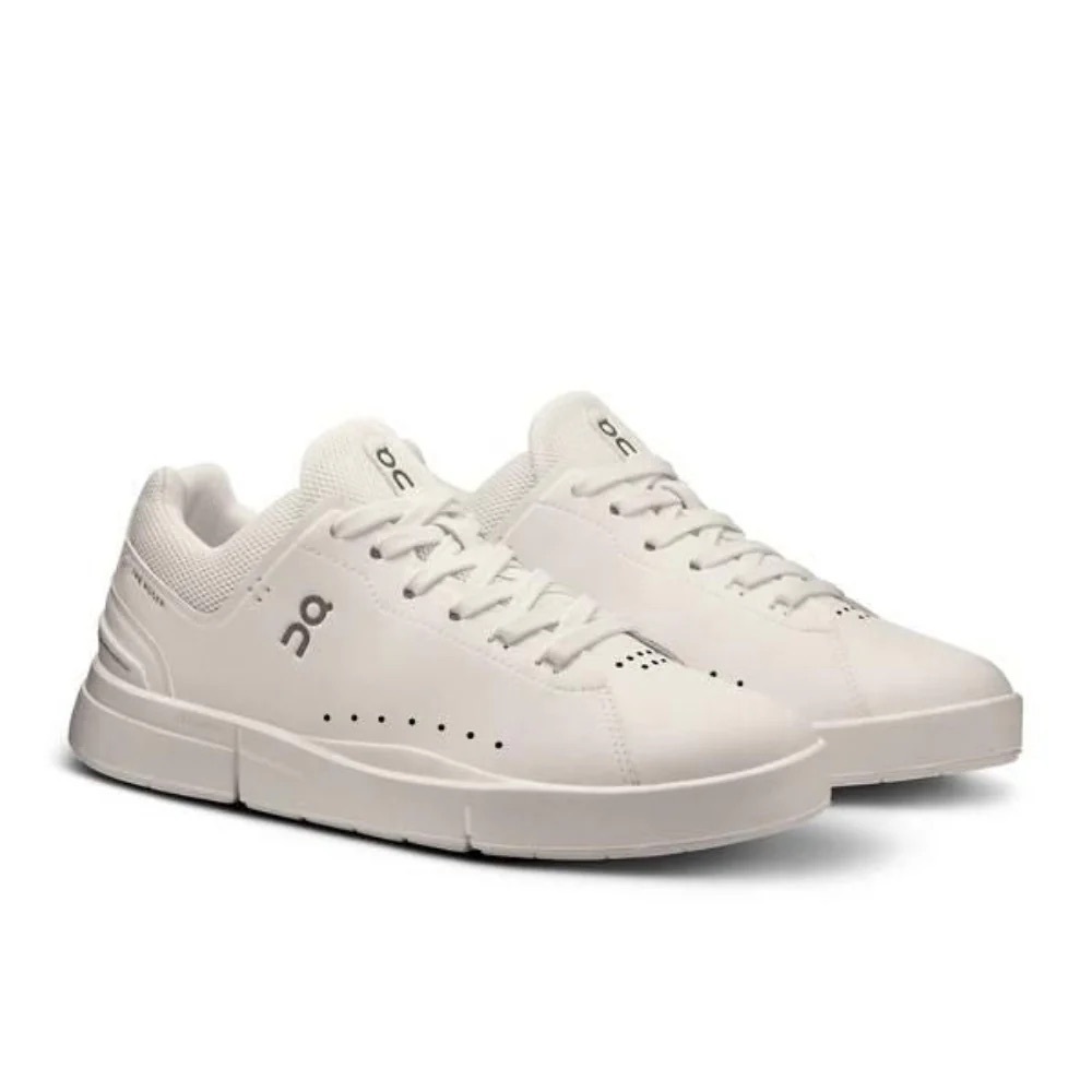 On Women's The Roger Advantage 2 White Low Top Sneakers Size 8.5